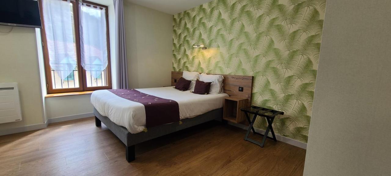 Logis Hotel Auberge De L'Allagnonette Saint-Poncy Exteriér fotografie
