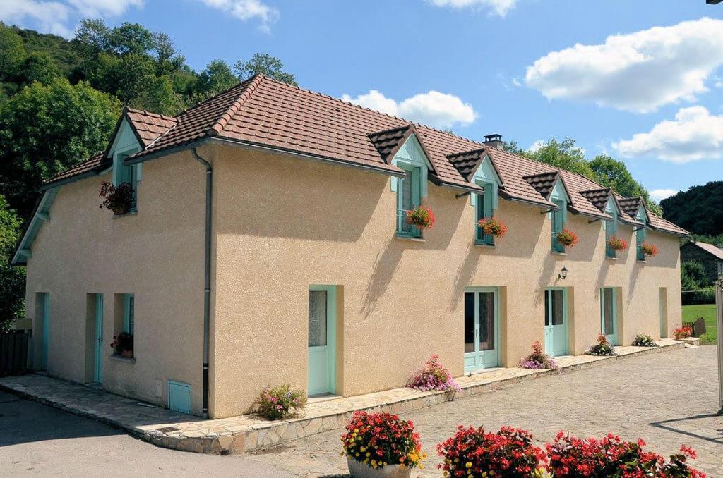 Logis Hotel Auberge De L'Allagnonette Saint-Poncy Exteriér fotografie